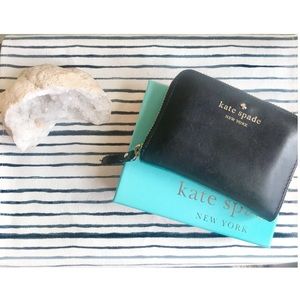 Kate Spade “Salma Tudor City” Black wallet